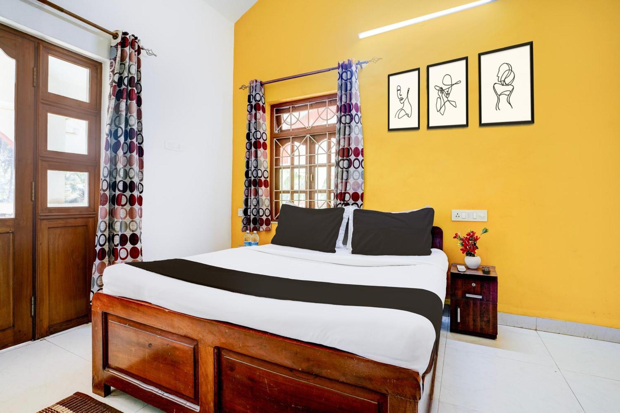Oyo Flagship Triple Beach Guest House Бенаулим Экстерьер фото