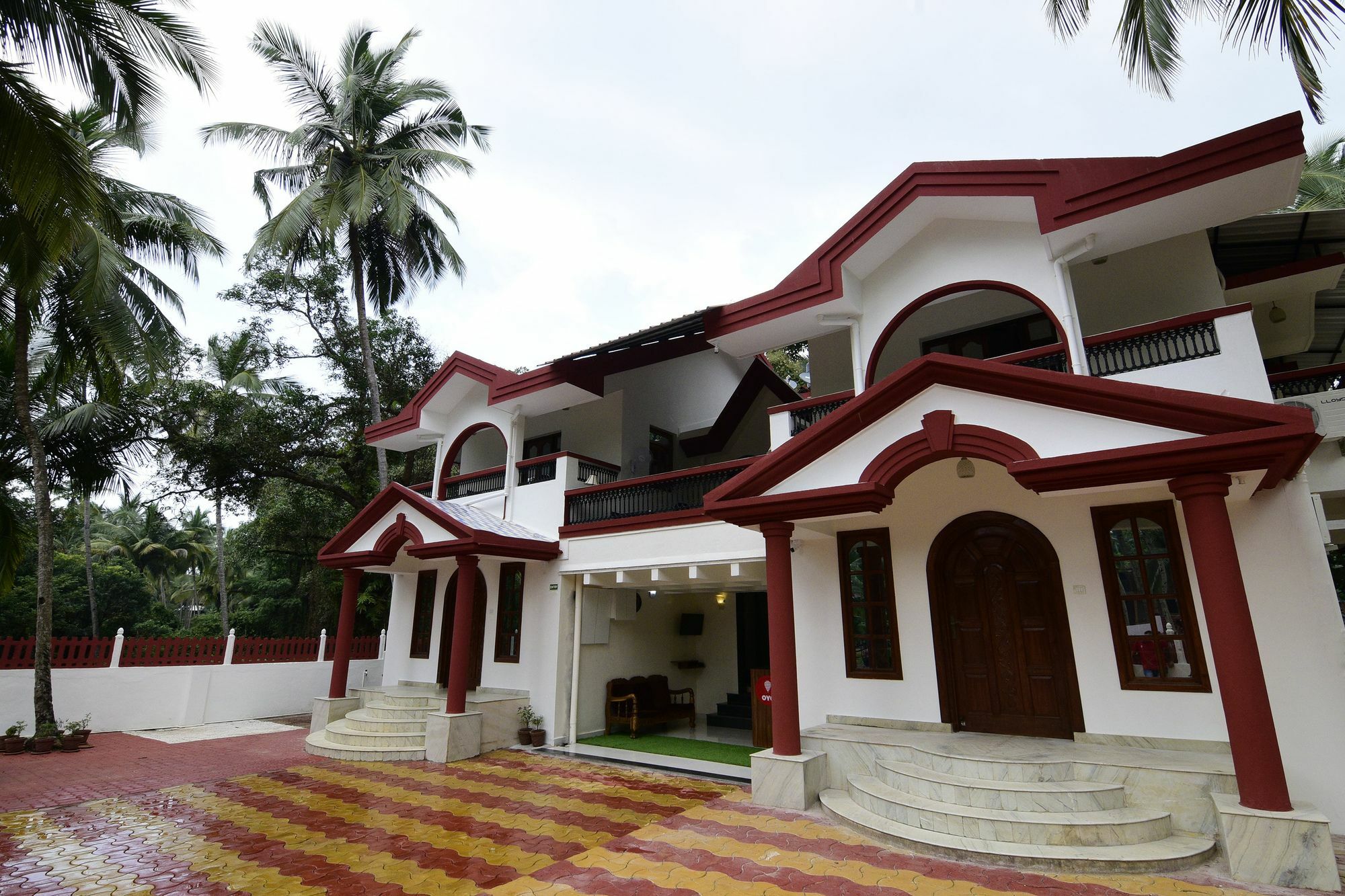 Oyo Flagship Triple Beach Guest House Бенаулим Экстерьер фото