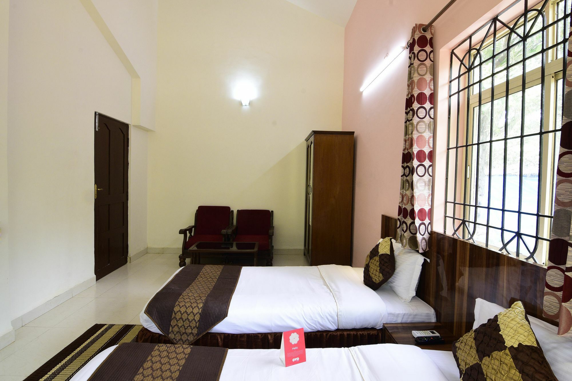 Oyo Flagship Triple Beach Guest House Бенаулим Экстерьер фото